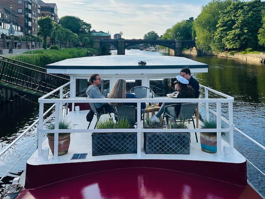 Unique Houseboat Experience I Central City Break York Ngoại thất bức ảnh