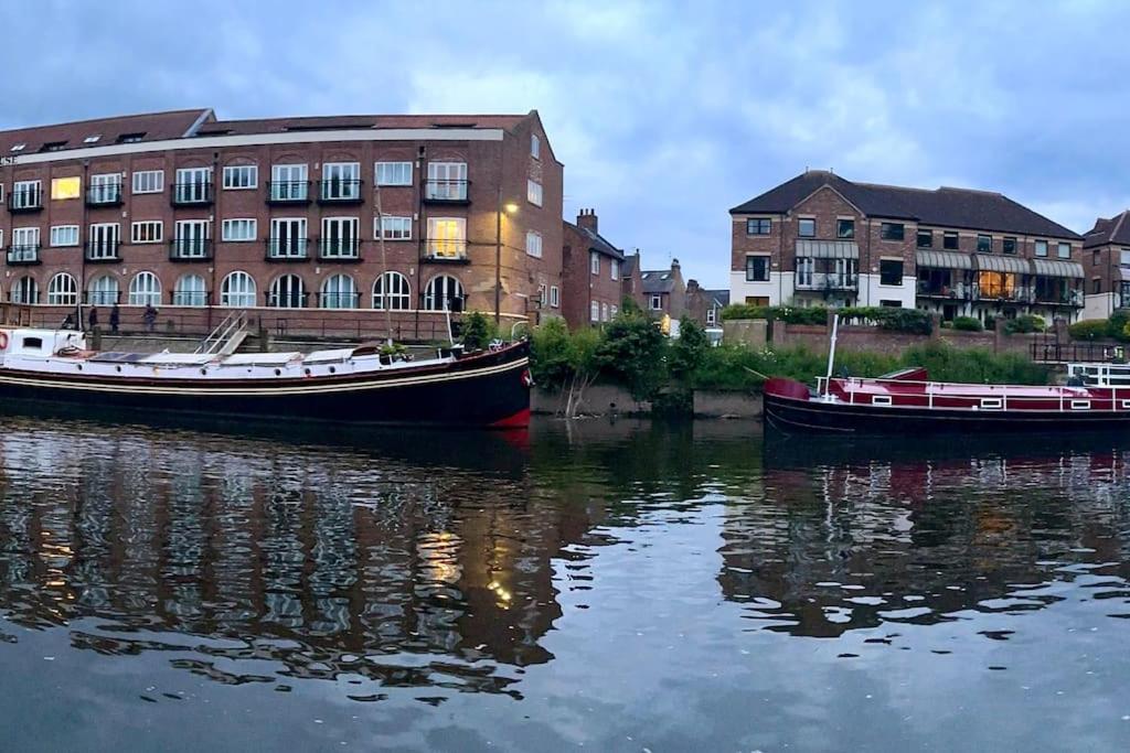 Unique Houseboat Experience I Central City Break York Ngoại thất bức ảnh