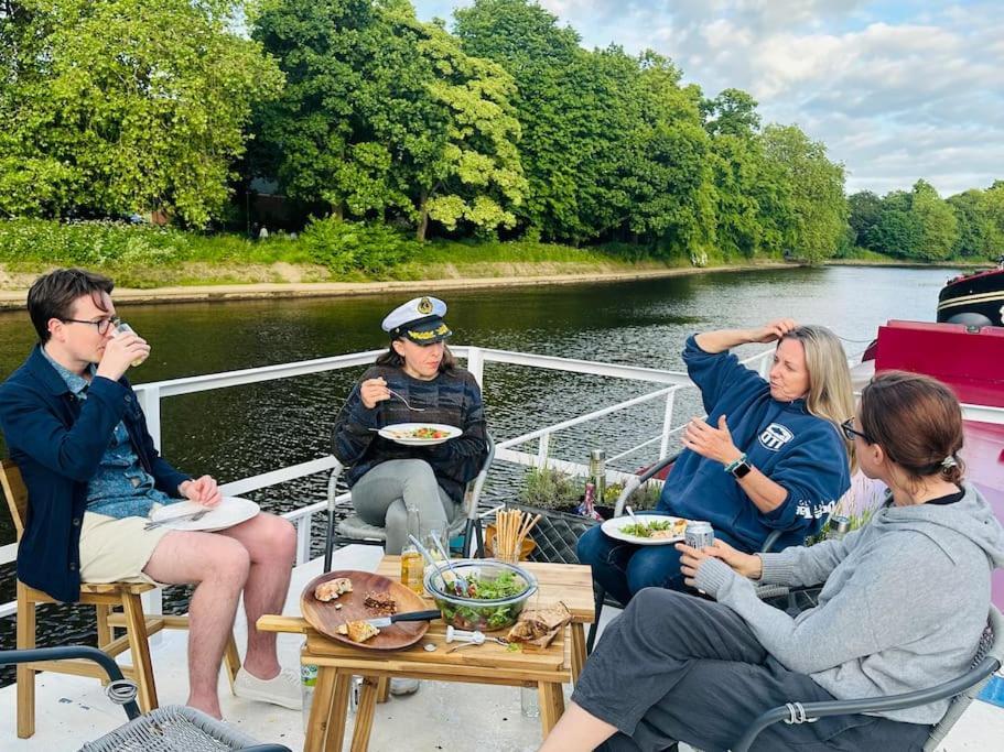 Unique Houseboat Experience I Central City Break York Ngoại thất bức ảnh